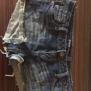 Cute pair of jean shirt!